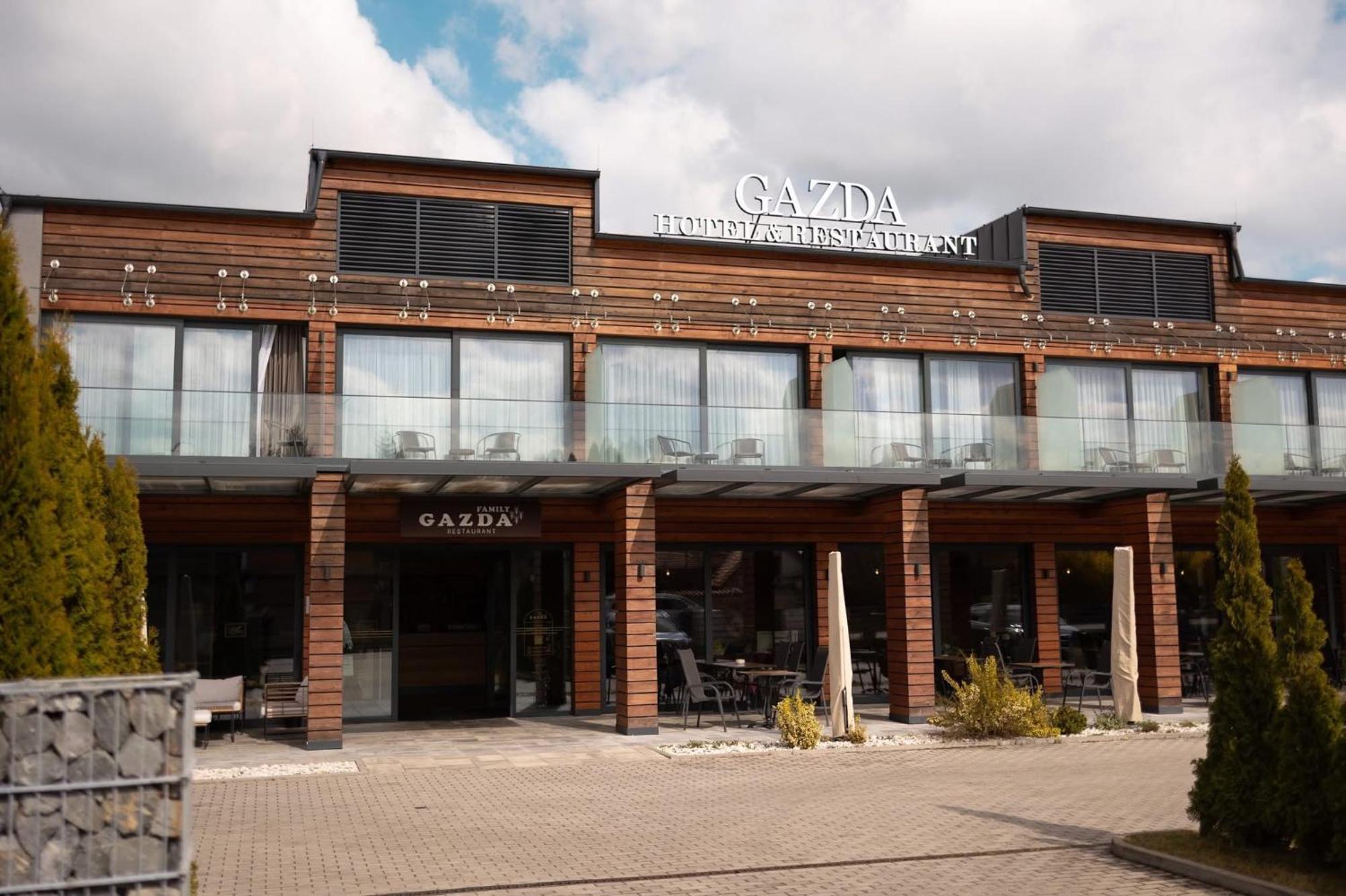 Gazda Hotel&Restaurant - Self Chek-In Jesenice  Exterior foto