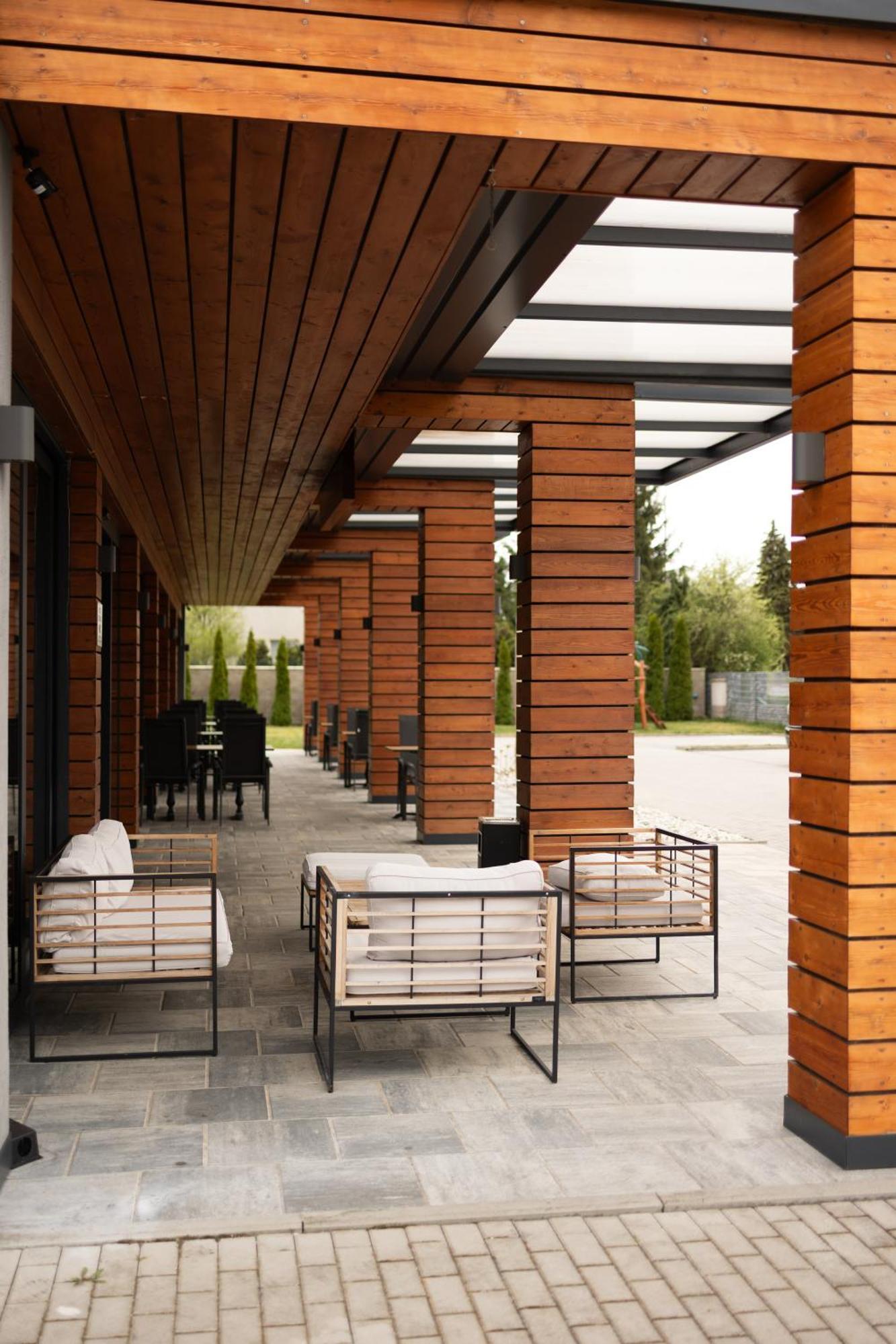 Gazda Hotel&Restaurant - Self Chek-In Jesenice  Exterior foto